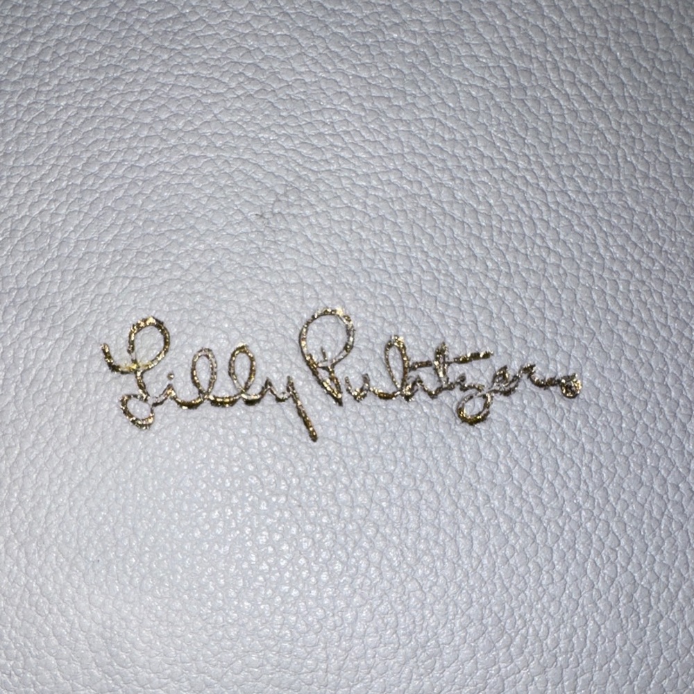 Elegant White Lilly Pulitzer Clutch - Picture 3 of 8
